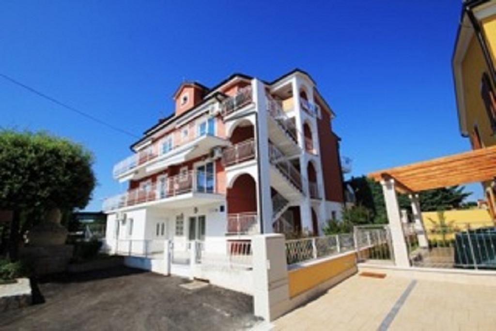 Apartments Tenerifa Novigrad  Exterior photo